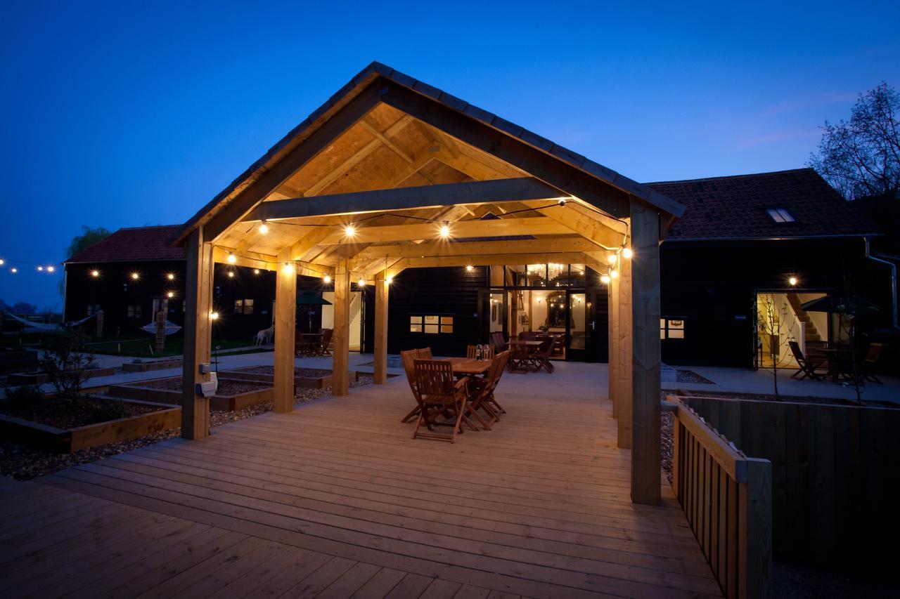 Creeksea Place Barns Burnham-on-Crouch Exterior foto